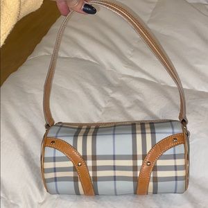 Burberry London strap rounded bag